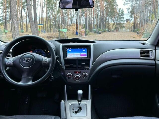 Бежевий Субару Forester, об'ємом двигуна 2 л та пробігом 299 тис. км за 7600 $, фото 1 на Automoto.ua