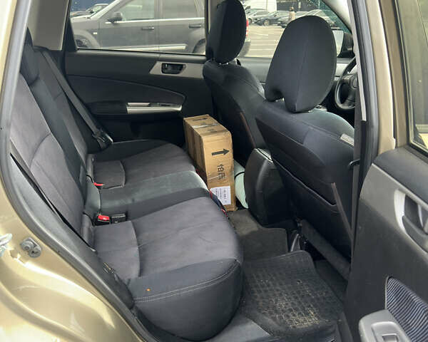 Субару Forester 2008 у Києві на Automoto.ua Бежевий Субару Forester, об'ємом двигуна 1.99 л та пробігом 232 тис. км за 6950 $, фото 9 на Automoto.ua