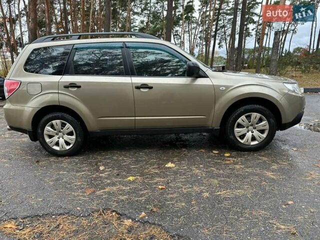 Бежевий Субару Forester, об'ємом двигуна 2 л та пробігом 300 тис. км за 7400 $, фото 5 на Automoto.ua
