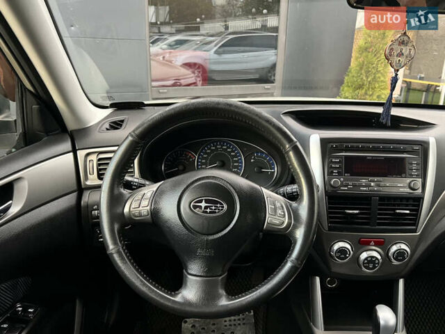 Бежевий Субару Forester, об'ємом двигуна 2.46 л та пробігом 216 тис. км за 9900 $, фото 5 на Automoto.ua