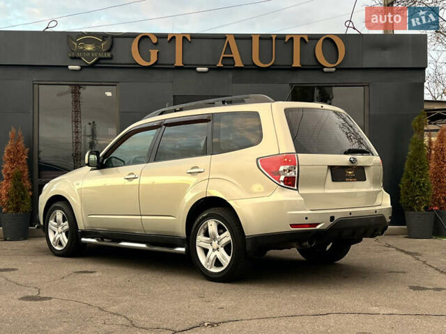 Бежевий Субару Forester, об'ємом двигуна 2.46 л та пробігом 216 тис. км за 9900 $, фото 2 на Automoto.ua