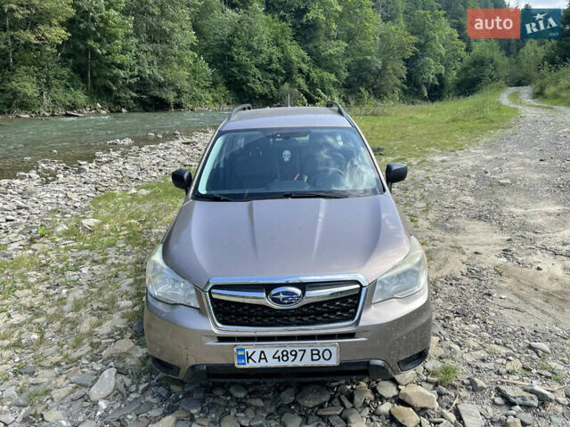 Бежевый Субару Форестер, объемом двигателя 2.5 л и пробегом 150 тыс. км за 12000 $, фото 10 на Automoto.ua