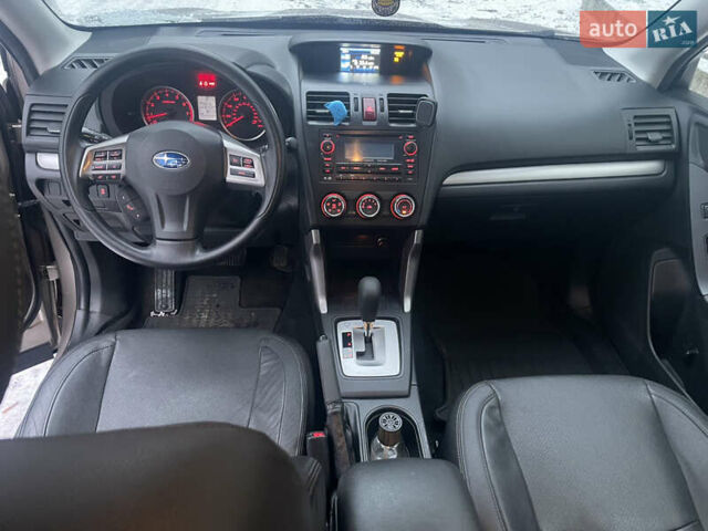 Бежевый Субару Форестер, объемом двигателя 2.5 л и пробегом 150 тыс. км за 12000 $, фото 32 на Automoto.ua