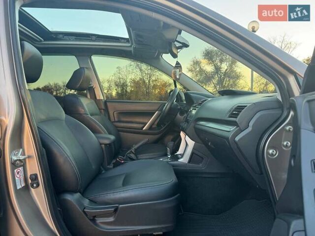Бежевий Субару Forester, об'ємом двигуна 2.5 л та пробігом 125 тис. км за 11700 $, фото 23 на Automoto.ua