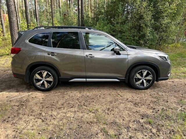 Бежевый Субару Форестер, объемом двигателя 2.5 л и пробегом 110 тыс. км за 17000 $, фото 3 на Automoto.ua