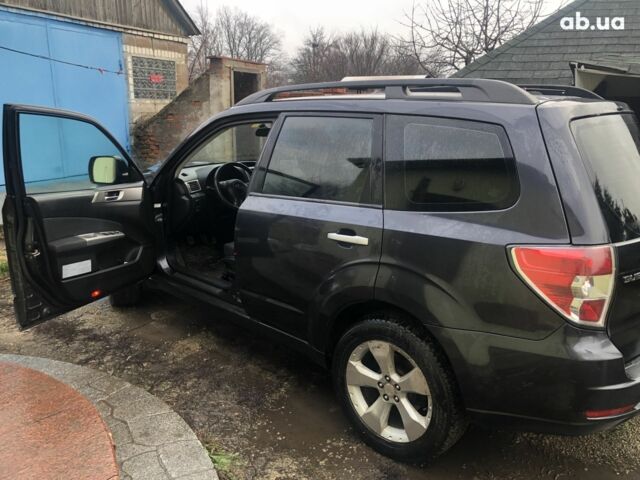 Чорний Субару Forester, об'ємом двигуна 0 л та пробігом 205 тис. км за 7100 $, фото 3 на Automoto.ua