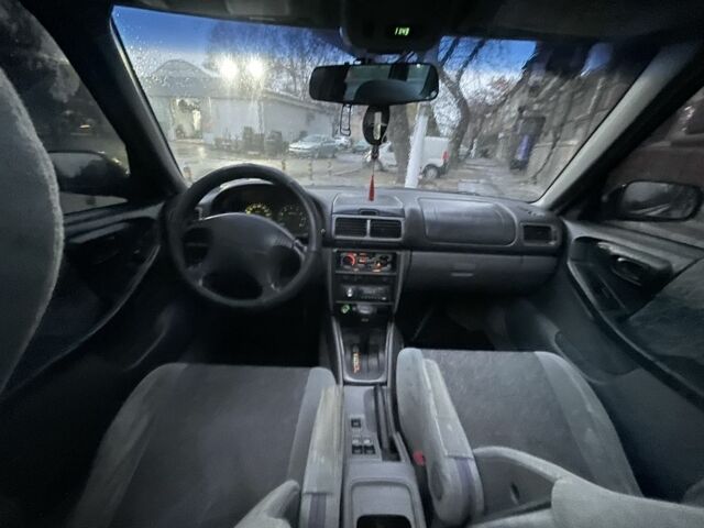 Чорний Субару Forester, об'ємом двигуна 2 л та пробігом 350 тис. км за 2950 $, фото 13 на Automoto.ua