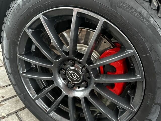 Черный Субару Форестер, объемом двигателя 2.5 л и пробегом 302 тыс. км за 8500 $, фото 4 на Automoto.ua