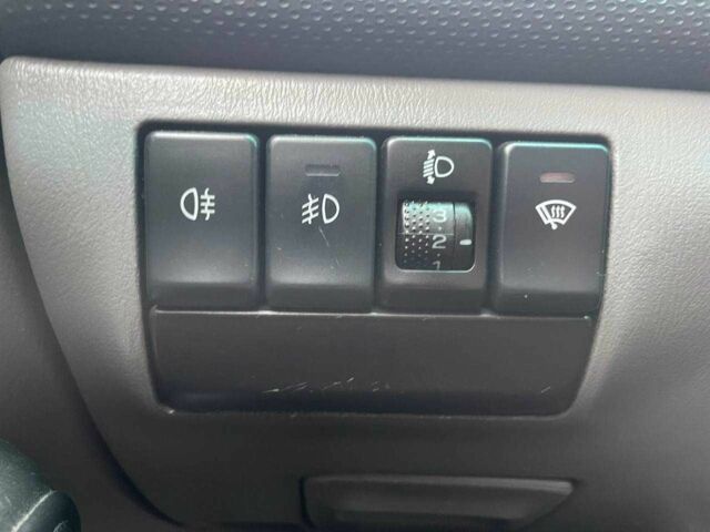 Черный Субару Форестер, объемом двигателя 2 л и пробегом 343 тыс. км за 6490 $, фото 16 на Automoto.ua