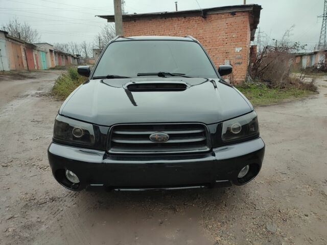 Черный Субару Форестер, объемом двигателя 2 л и пробегом 420 тыс. км за 5200 $, фото 2 на Automoto.ua