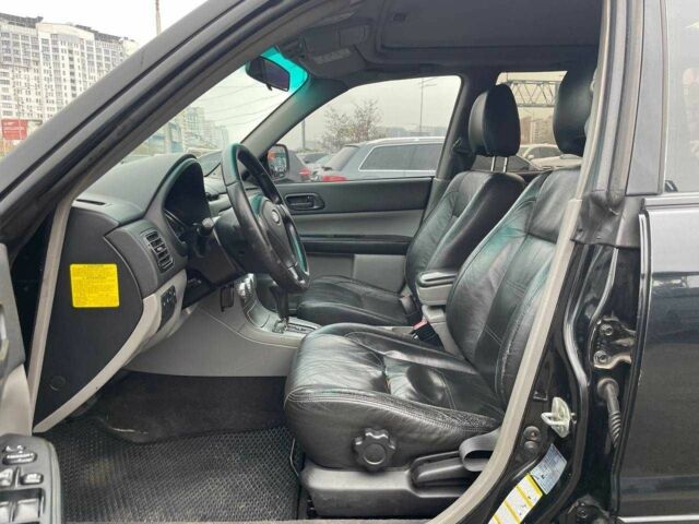 Черный Субару Форестер, объемом двигателя 2 л и пробегом 343 тыс. км за 6490 $, фото 8 на Automoto.ua