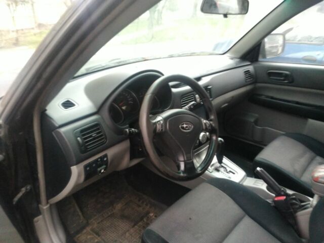 Чорний Субару Forester, об'ємом двигуна 0 л та пробігом 280 тис. км за 4900 $, фото 3 на Automoto.ua