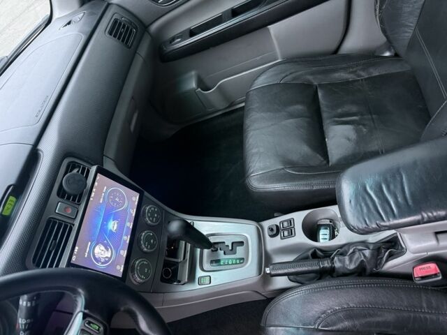 Черный Субару Форестер, объемом двигателя 2 л и пробегом 412 тыс. км за 4900 $, фото 5 на Automoto.ua