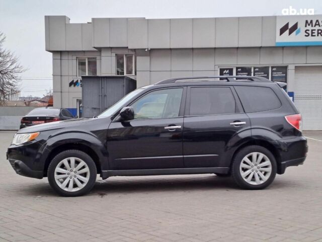 Черный Субару Форестер, объемом двигателя 2.5 л и пробегом 157 тыс. км за 9440 $, фото 9 на Automoto.ua