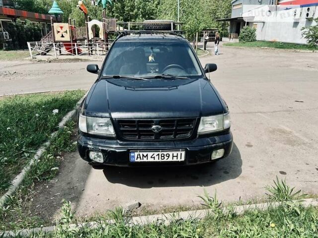 Чорний Субару Forester, об'ємом двигуна 1.99 л та пробігом 243 тис. км за 3749 $, фото 1 на Automoto.ua