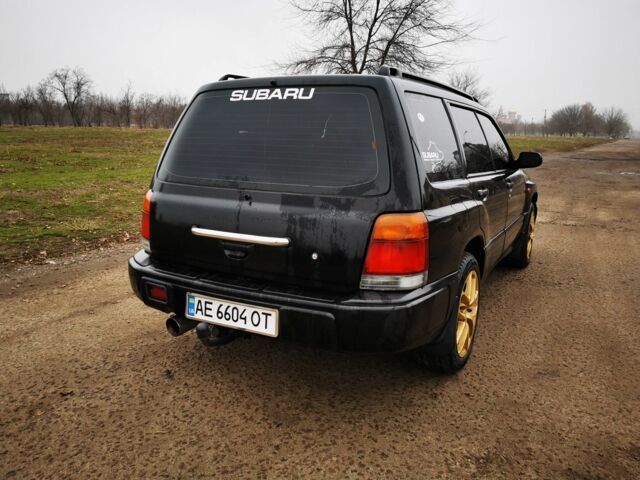 Чорний Субару Forester, об'ємом двигуна 2 л та пробігом 300 тис. км за 4178 $, фото 9 на Automoto.ua