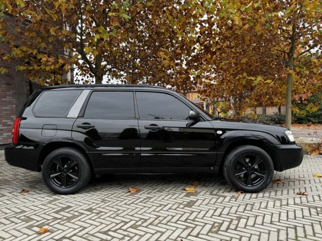 Черный Субару Форестер, объемом двигателя 2 л и пробегом 225 тыс. км за 4600 $, фото 3 на Automoto.ua