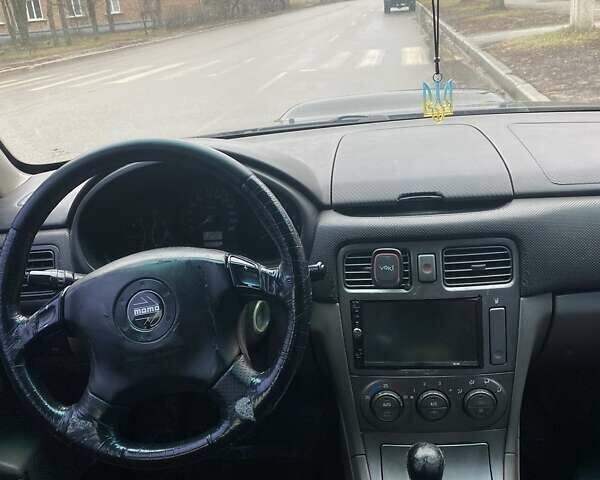 Черный Субару Форестер, объемом двигателя 2 л и пробегом 285 тыс. км за 5500 $, фото 2 на Automoto.ua