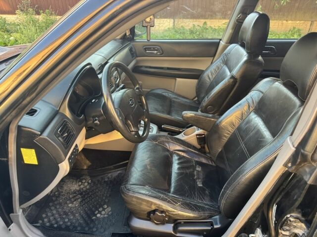 Чорний Субару Forester, об'ємом двигуна 2.5 л та пробігом 345 тис. км за 3150 $, фото 4 на Automoto.ua