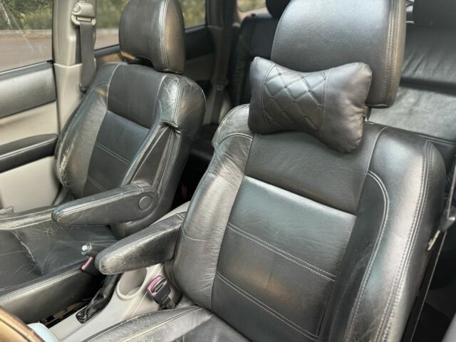 Черный Субару Форестер, объемом двигателя 2 л и пробегом 400 тыс. км за 5700 $, фото 7 на Automoto.ua