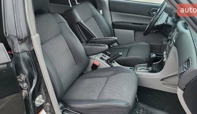 Черный Субару Форестер, объемом двигателя 2 л и пробегом 198 тыс. км за 6000 $, фото 15 на Automoto.ua