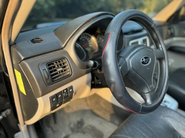 Черный Субару Форестер, объемом двигателя 2 л и пробегом 400 тыс. км за 5700 $, фото 10 на Automoto.ua