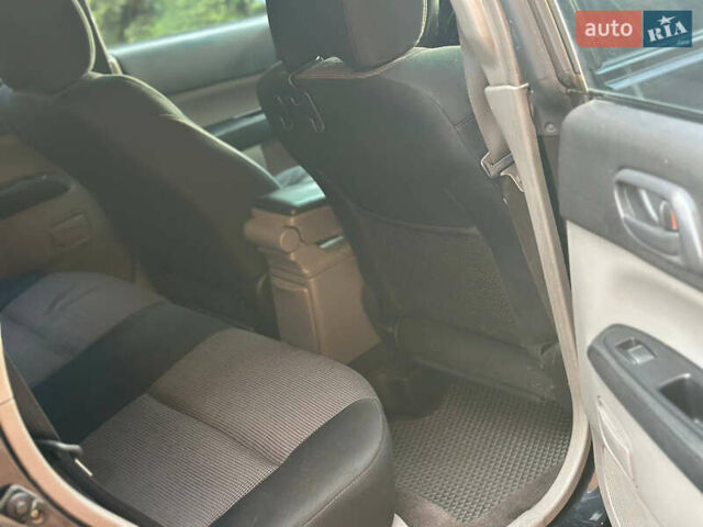 Субару Forester 2005 у Києві на Automoto.ua Чорний Субару Forester, об'ємом двигуна 1.99 л та пробігом 530 тис. км за 4800 $, фото 9 на Automoto.ua