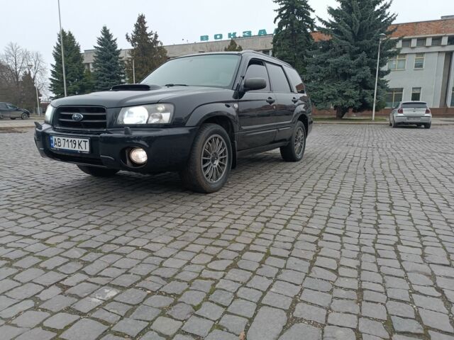 Черный Субару Форестер, объемом двигателя 2 л и пробегом 230 тыс. км за 6500 $, фото 1 на Automoto.ua