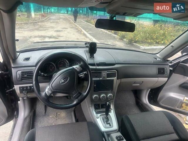 Чорний Субару Forester, об'ємом двигуна 2 л та пробігом 260 тис. км за 5800 $, фото 8 на Automoto.ua
