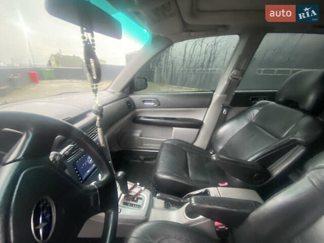 Чорний Субару Forester, об'ємом двигуна 2 л та пробігом 260 тис. км за 6999 $, фото 8 на Automoto.ua