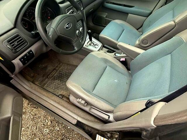 Черный Субару Форестер, объемом двигателя 2 л и пробегом 57 тыс. км за 5500 $, фото 3 на Automoto.ua