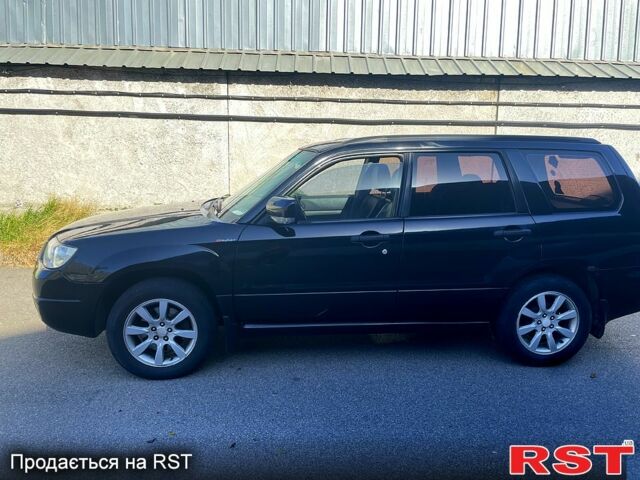 Чорний Субару Forester, об'ємом двигуна 2 л та пробігом 352 тис. км за 6000 $, фото 4 на Automoto.ua