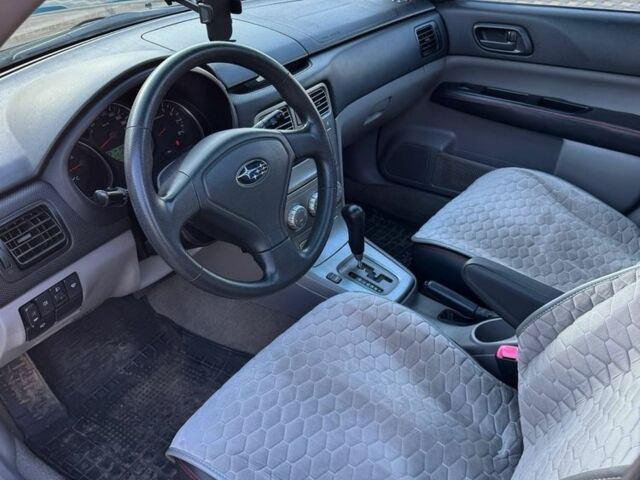 Черный Субару Форестер, объемом двигателя 0 л и пробегом 200 тыс. км за 5499 $, фото 5 на Automoto.ua