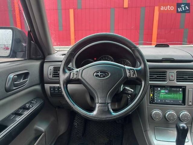 Черный Субару Форестер, объемом двигателя 1.99 л и пробегом 343 тыс. км за 5790 $, фото 12 на Automoto.ua