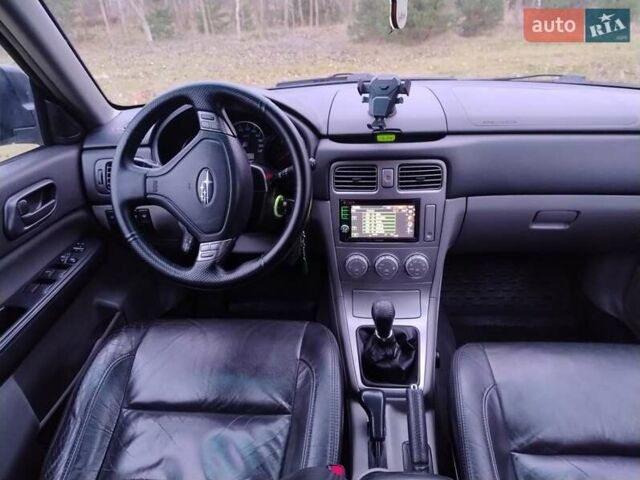 Черный Субару Форестер, объемом двигателя 2 л и пробегом 413 тыс. км за 6200 $, фото 6 на Automoto.ua