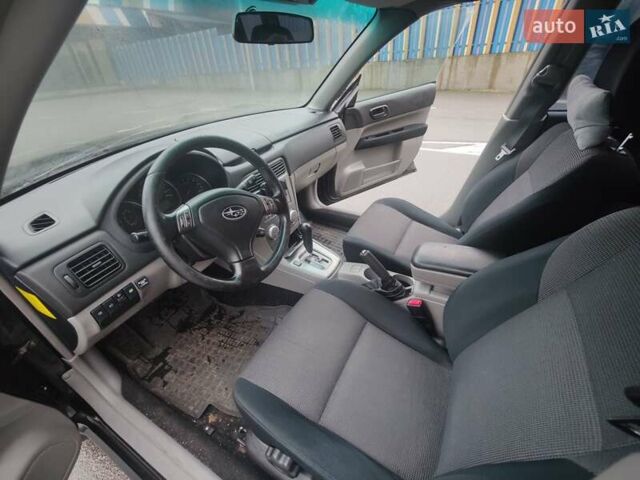 Чорний Субару Forester, об'ємом двигуна 1.99 л та пробігом 252 тис. км за 6000 $, фото 24 на Automoto.ua