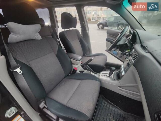 Чорний Субару Forester, об'ємом двигуна 1.99 л та пробігом 252 тис. км за 6000 $, фото 27 на Automoto.ua