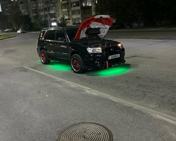 Субару Форестер 2006 в Новояворовск на Automoto.ua Черный Субару Форестер, объемом двигателя 2.46 л и пробегом 317 тыс. км за 8000 $, фото 2 на Automoto.ua