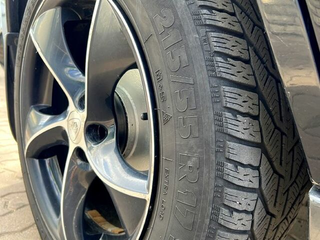 Субару Forester 2006 у Кривому Розі на Automoto.ua Чорний Субару Forester, об'ємом двигуна 2 л та пробігом 257 тис. км за 4999 $, фото 5 на Automoto.ua