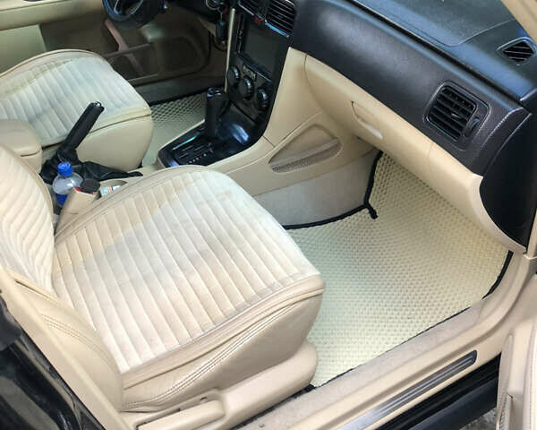 Черный Субару Форестер, объемом двигателя 2.5 л и пробегом 280 тыс. км за 9000 $, фото 5 на Automoto.ua