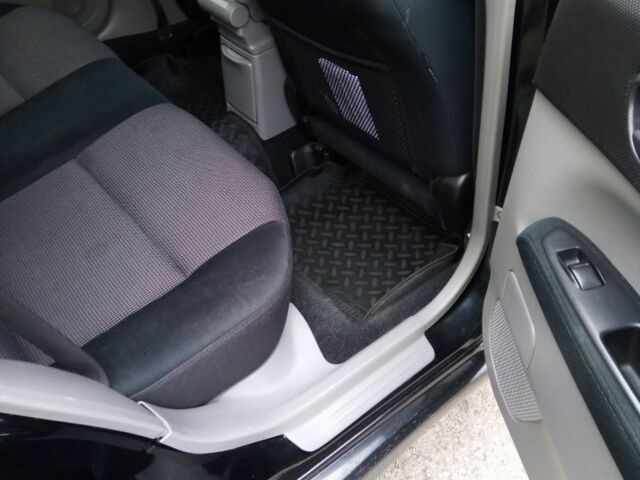 Черный Субару Форестер, объемом двигателя 2 л и пробегом 270 тыс. км за 6700 $, фото 12 на Automoto.ua