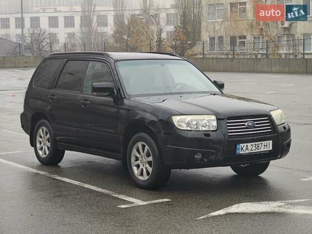 Чорний Субару Forester, об'ємом двигуна 1.99 л та пробігом 252 тис. км за 6000 $, фото 1 на Automoto.ua