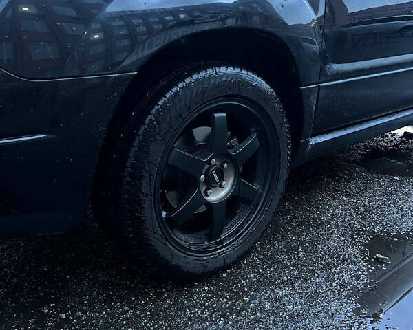 Черный Субару Форестер, объемом двигателя 2 л и пробегом 266 тыс. км за 5700 $, фото 4 на Automoto.ua