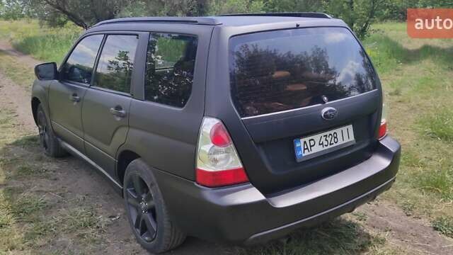 Субару Форестер 2006 в Соленом на Automoto.ua Черный Субару Форестер, объемом двигателя 2 л и пробегом 283 тыс. км за 6300 $, фото 2 на Automoto.ua