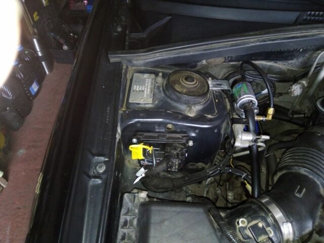 Черный Субару Форестер, объемом двигателя 2 л и пробегом 270 тыс. км за 6700 $, фото 1 на Automoto.ua