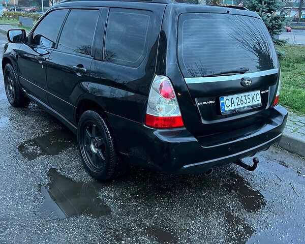 Черный Субару Форестер, объемом двигателя 2 л и пробегом 266 тыс. км за 5700 $, фото 2 на Automoto.ua