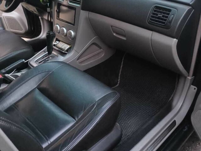 Черный Субару Форестер, объемом двигателя 2.5 л и пробегом 273 тыс. км за 8500 $, фото 14 на Automoto.ua