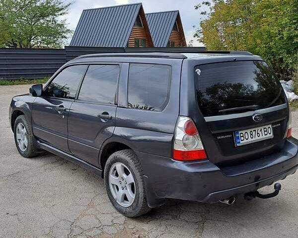 Черный Субару Форестер, объемом двигателя 1.99 л и пробегом 225 тыс. км за 8000 $, фото 8 на Automoto.ua