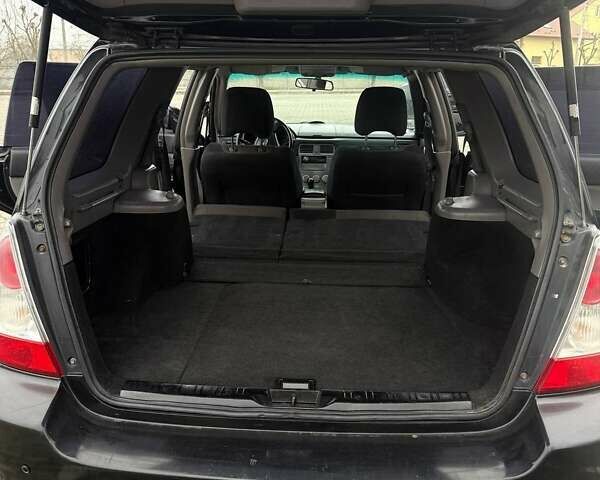 Черный Субару Форестер, объемом двигателя 1.99 л и пробегом 277 тыс. км за 6500 $, фото 15 на Automoto.ua