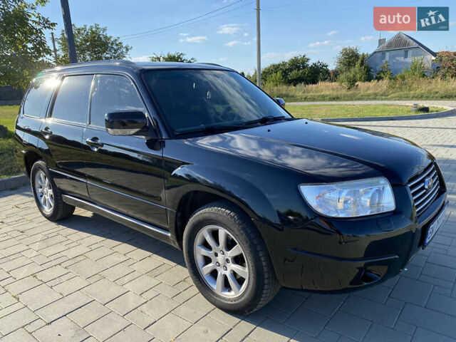 Черный Субару Форестер, объемом двигателя 1.99 л и пробегом 345 тыс. км за 6700 $, фото 1 на Automoto.ua
